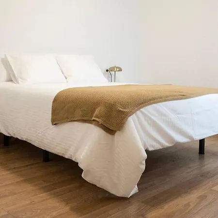 En Apartament *